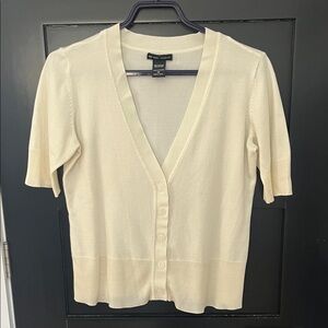 New York & Company size M Cream Short-Sleeve V-Neck Cardigan